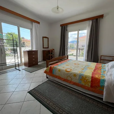 White - Town Apartment *
